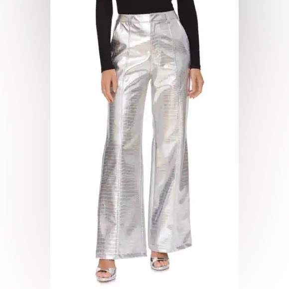 Avec Les Filles Pants - Silver Croc-Embossed Wide-Leg Pants
NWT
Avec Les Filles